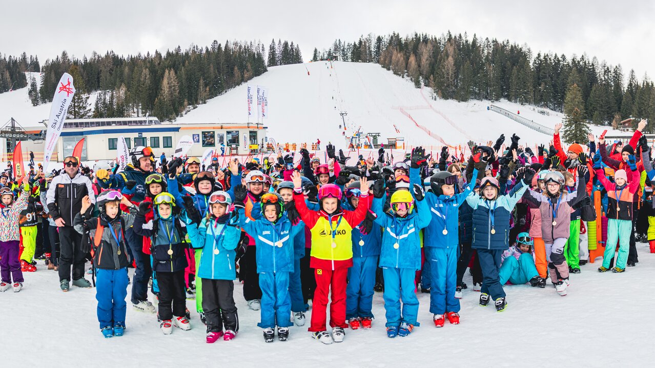 Großes Gruppenfoto | © SkiAustria OOE